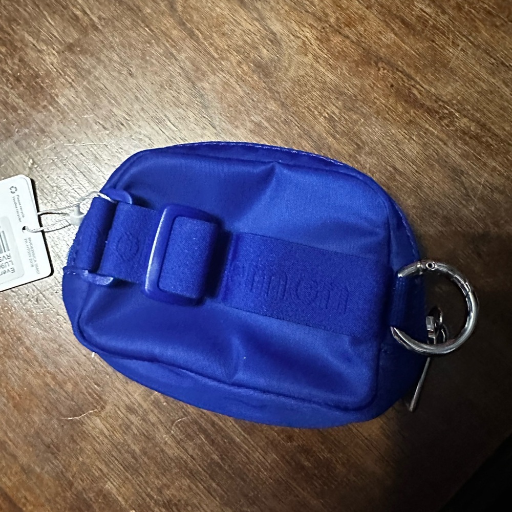 NWT Lululemon Everywhere Belt Bag Nano - Picture 2 of 5